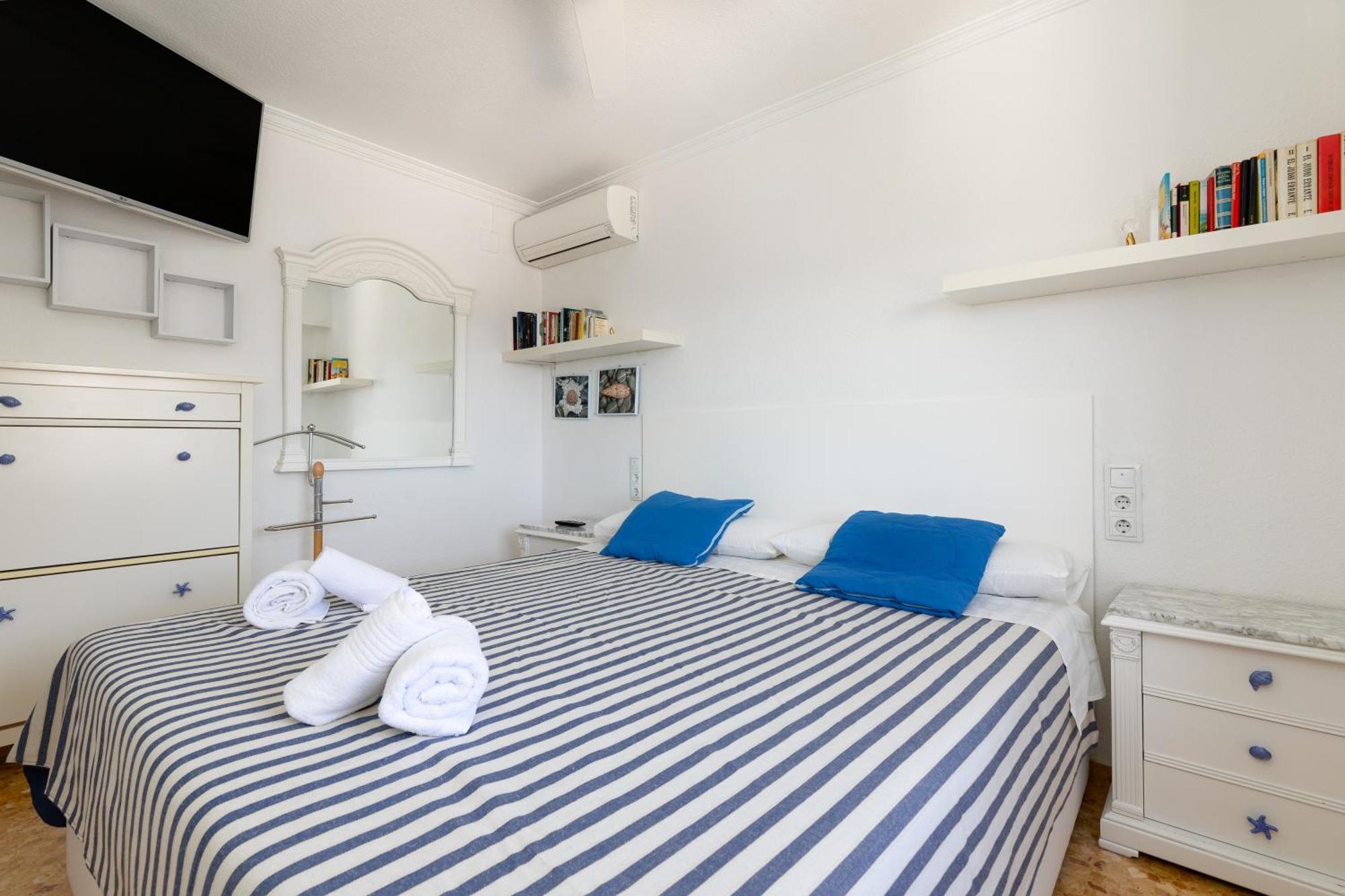 Platja Puig Apartment Valencia Exterior photo